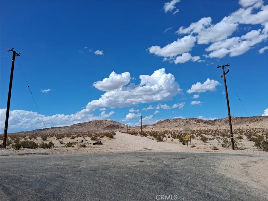 Property photo for 2959 Pinto Mountain Road, Palms, CA