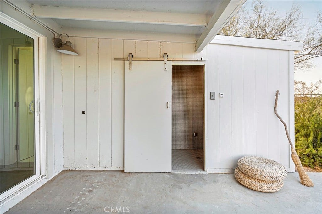 Steamroom