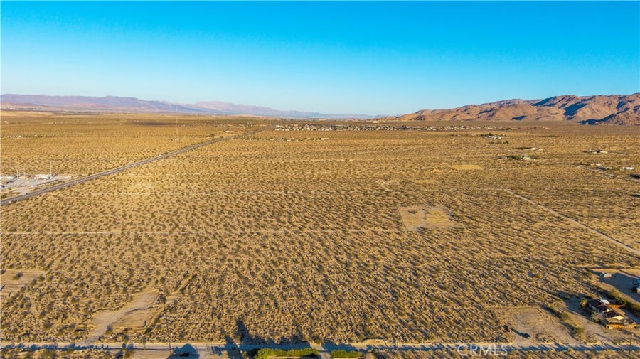 Property photo for 6667 Peterson Road, Palms, CA