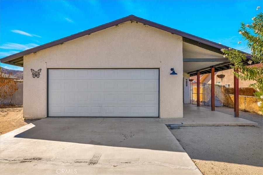 Property photo for 6618 Mariposa, Palms, CA
