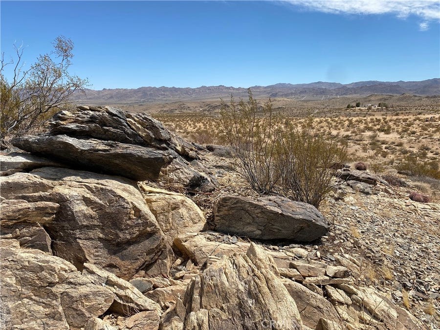 Property photo for 3025 Flamingo Avenue, Joshua Tree, CA