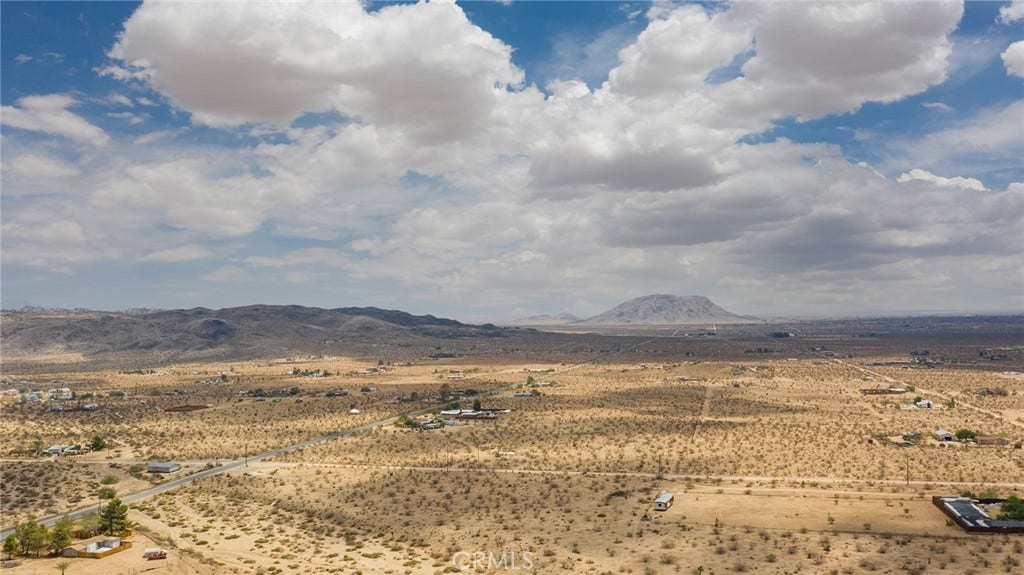 55921 Ornelas Lane, Landers, CA 92285