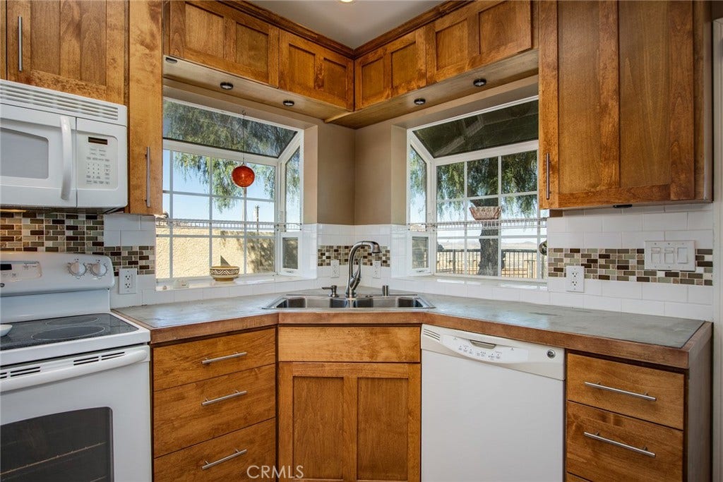 66239 Serrano Road, Joshua Tree, CA 92252 66239 Serrano Road, Joshua Tree, CA 92252
