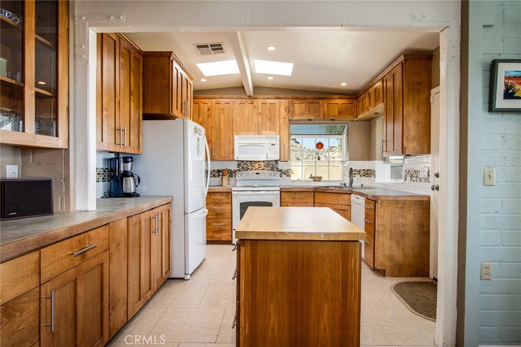 66239 Serrano Road, Joshua Tree, CA 92252 66239 Serrano Road, Joshua Tree, CA 92252