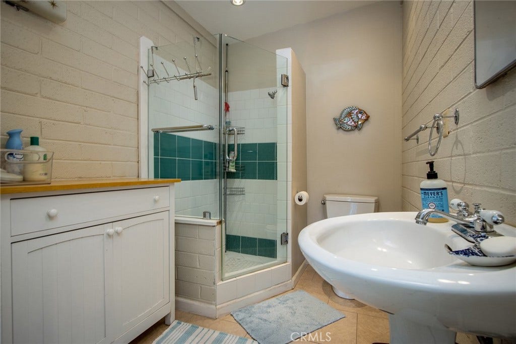 66239 Serrano Road, Joshua Tree, CA 92252 66239 Serrano Road, Joshua Tree, CA 92252