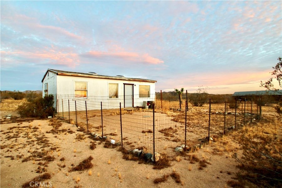 Property photo for 177 Cherokee, Yucca Valley, CA