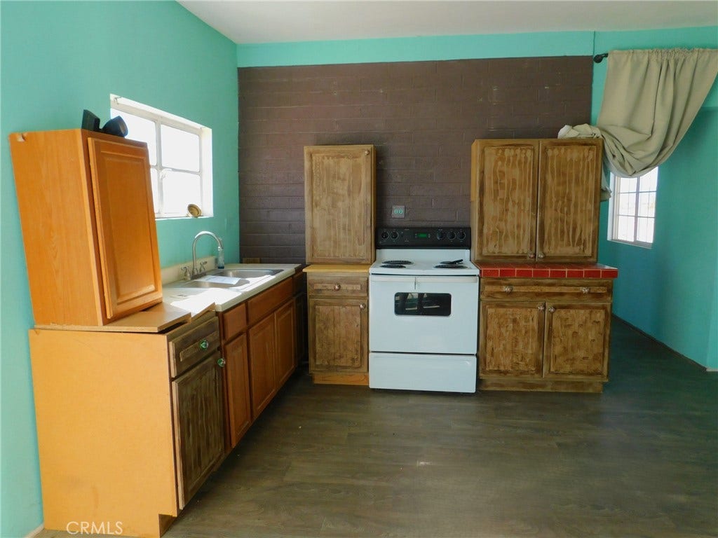 5052 Henry, Palms, CA 92277 5052 Henry, Palms, CA 92277
