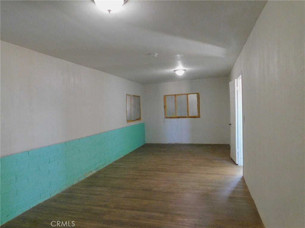 5052 Henry, Palms, CA 92277 5052 Henry, Palms, CA 92277