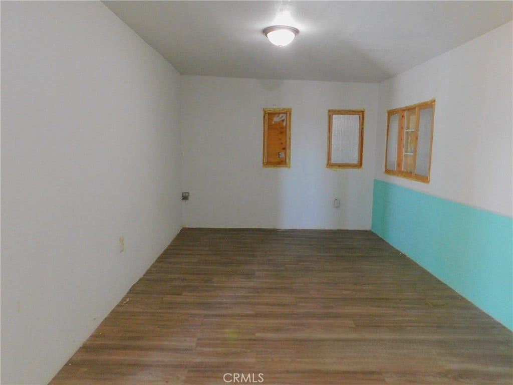 5052 Henry, Palms, CA 92277 5052 Henry, Palms, CA 92277