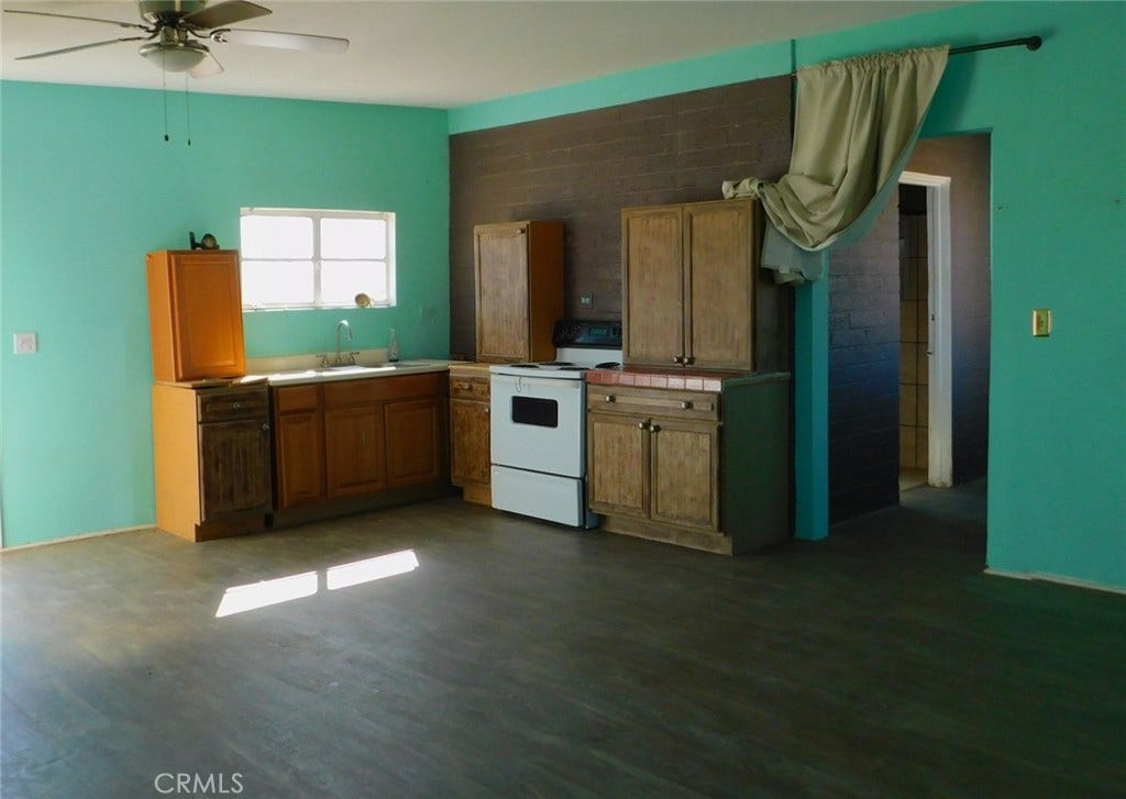 5052 Henry, Palms, CA 92277 5052 Henry, Palms, CA 92277