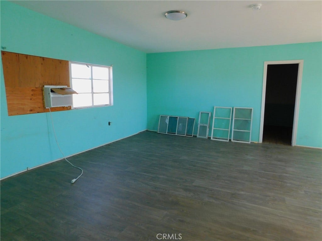 5052 Henry, Palms, CA 92277 5052 Henry, Palms, CA 92277
