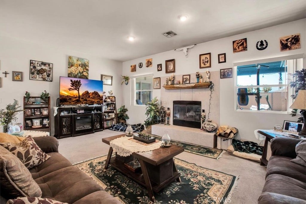 58583 Buena Vista Drive, Yucca Valley, CA 92284 58583 Buena Vista Drive, Yucca Valley, CA 92284