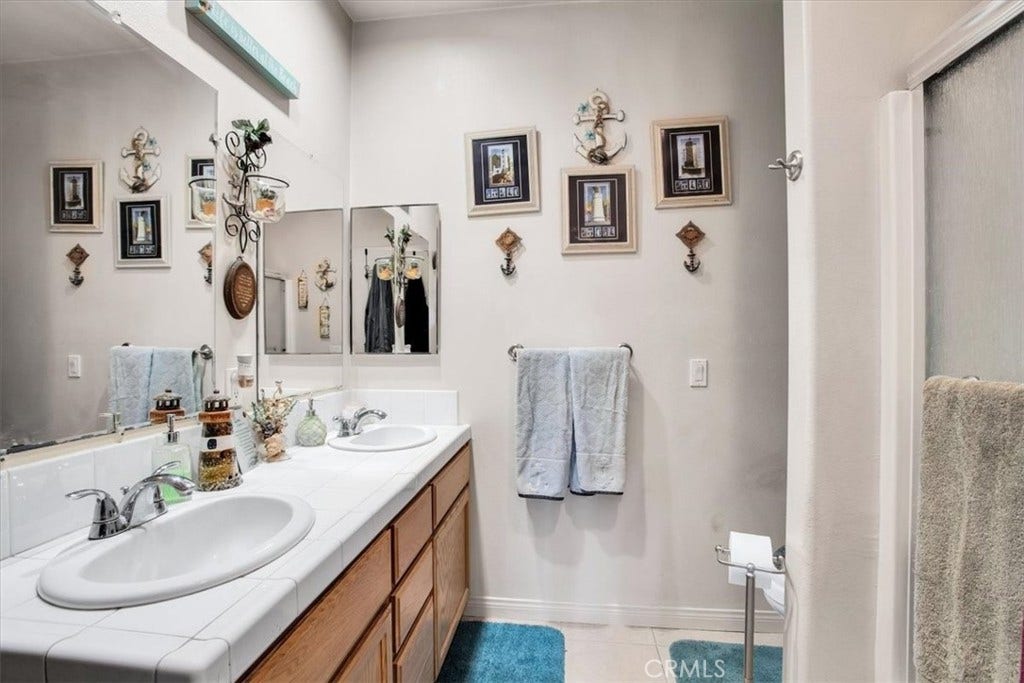 58583 Buena Vista Drive, Yucca Valley, CA 92284 58583 Buena Vista Drive, Yucca Valley, CA 92284