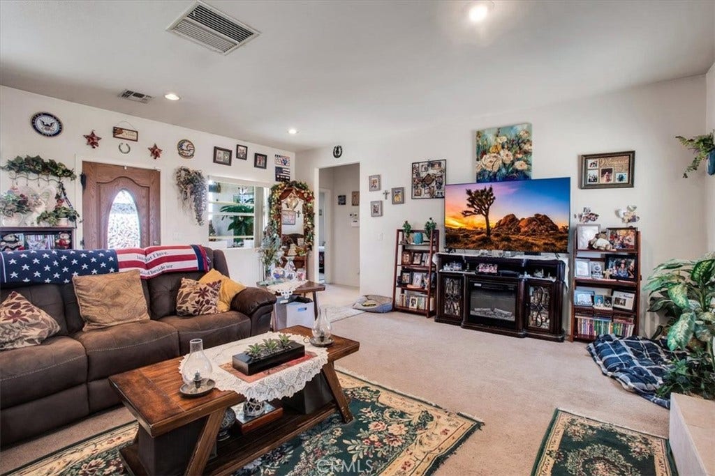 58583 Buena Vista Drive, Yucca Valley, CA 92284 58583 Buena Vista Drive, Yucca Valley, CA 92284
