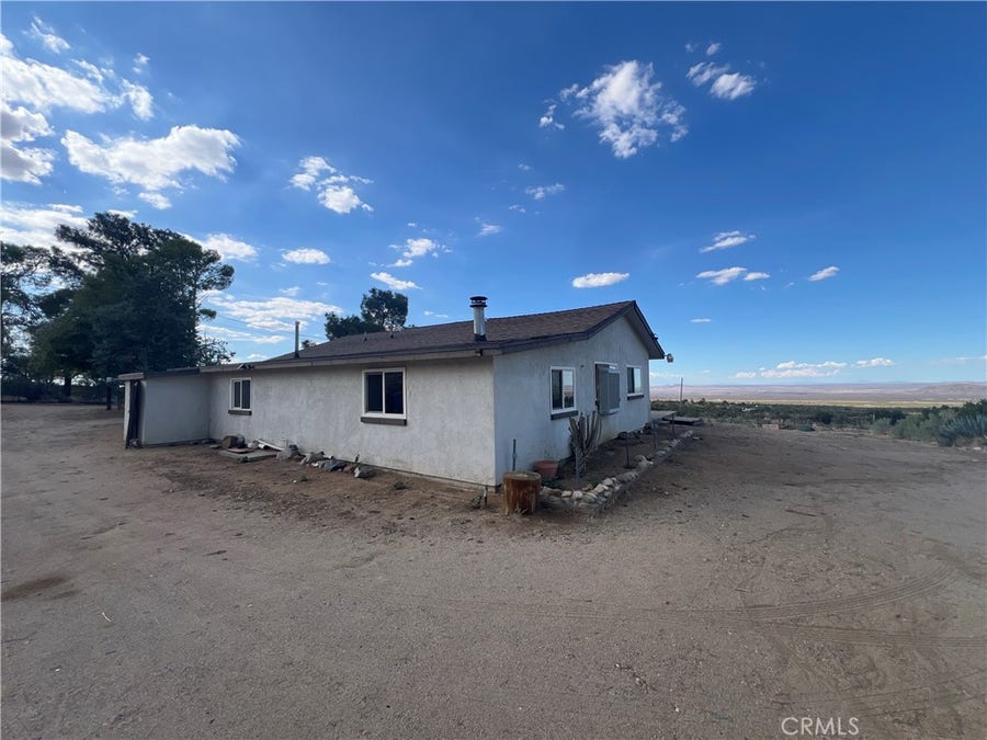 Property photo for 20754 Fort Tejon, Llano, CA