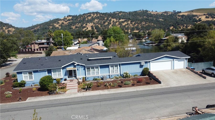 Property photo for 13110 Everglade Boulevard, Clearlake Oaks, CA