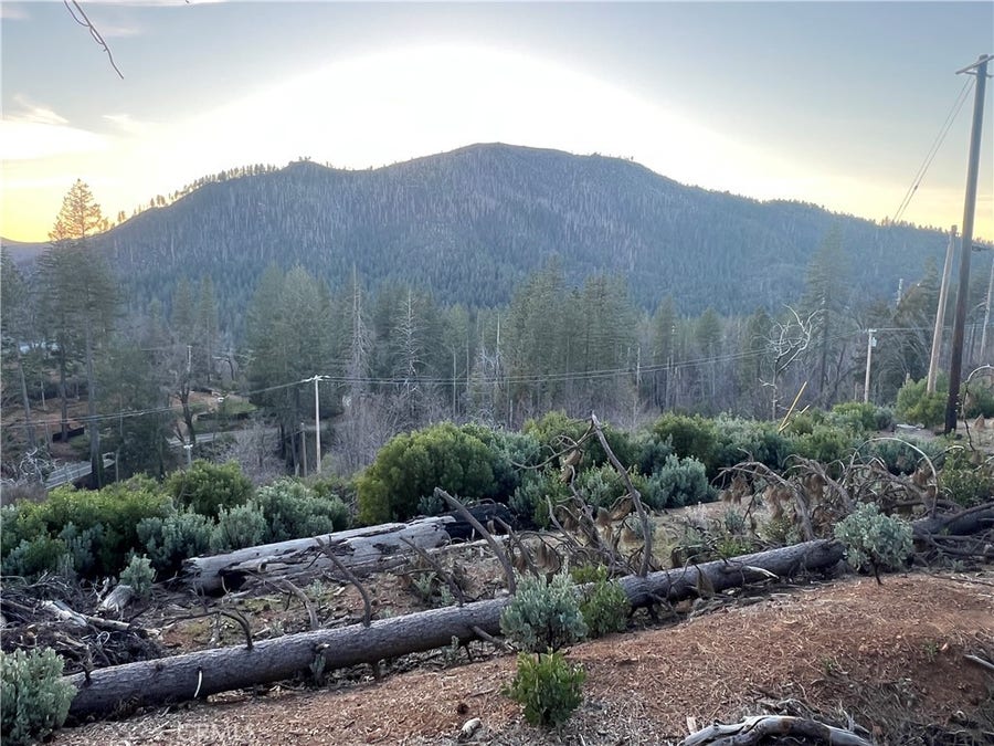 Property photo for 16710 Starview Loop Rd, Cobb, CA