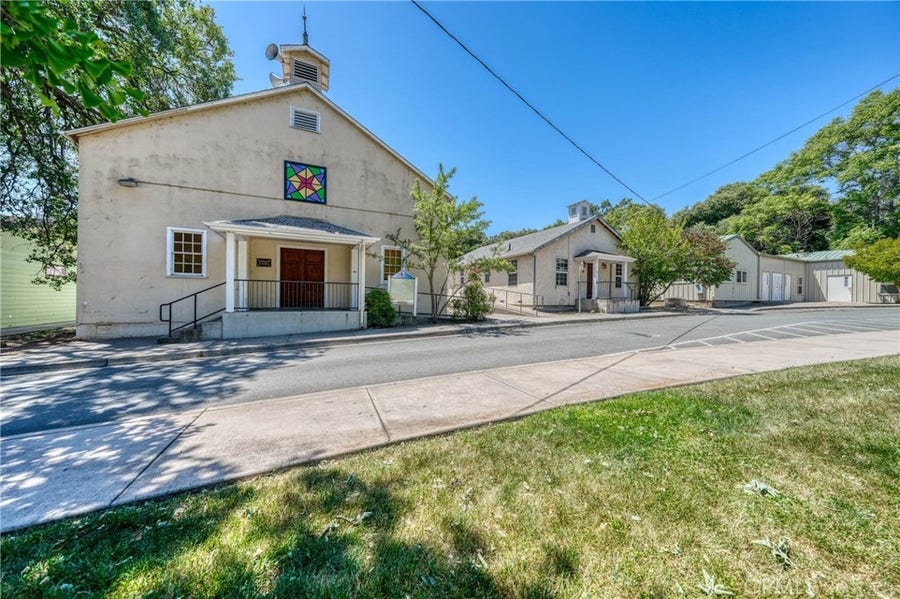 Property photo for 12487 The Plaza, Clearlake Oaks, CA
