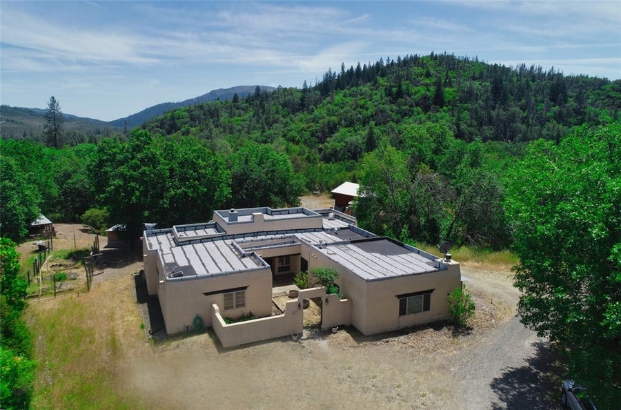 Property photo for 7200 Kahms, Cobb, CA