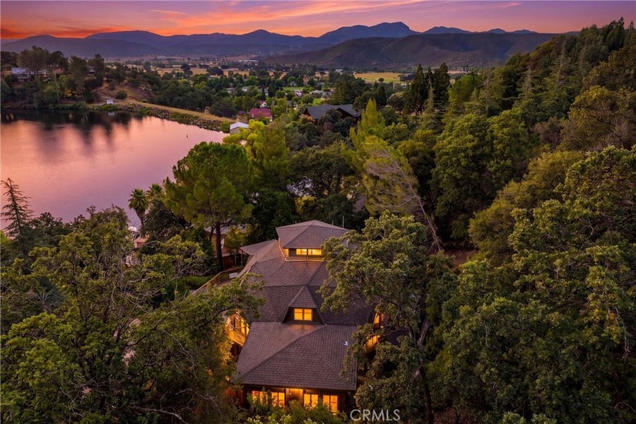 Property photo for 16945 Knollview, Hidden Valley Lake, CA