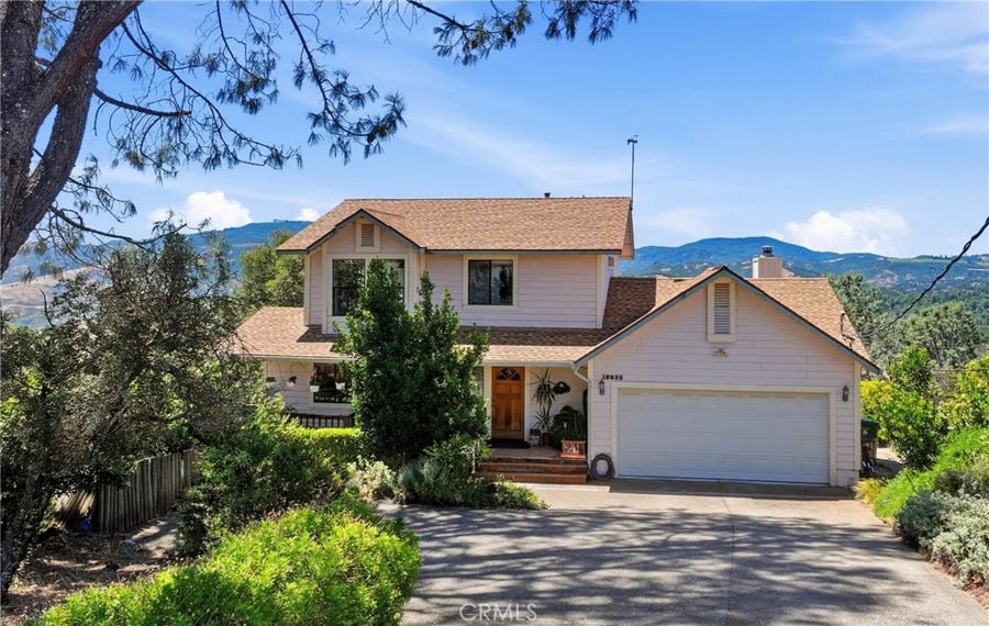 Property photo for 18522 Sentinel Court, Hidden Valley Lake, CA