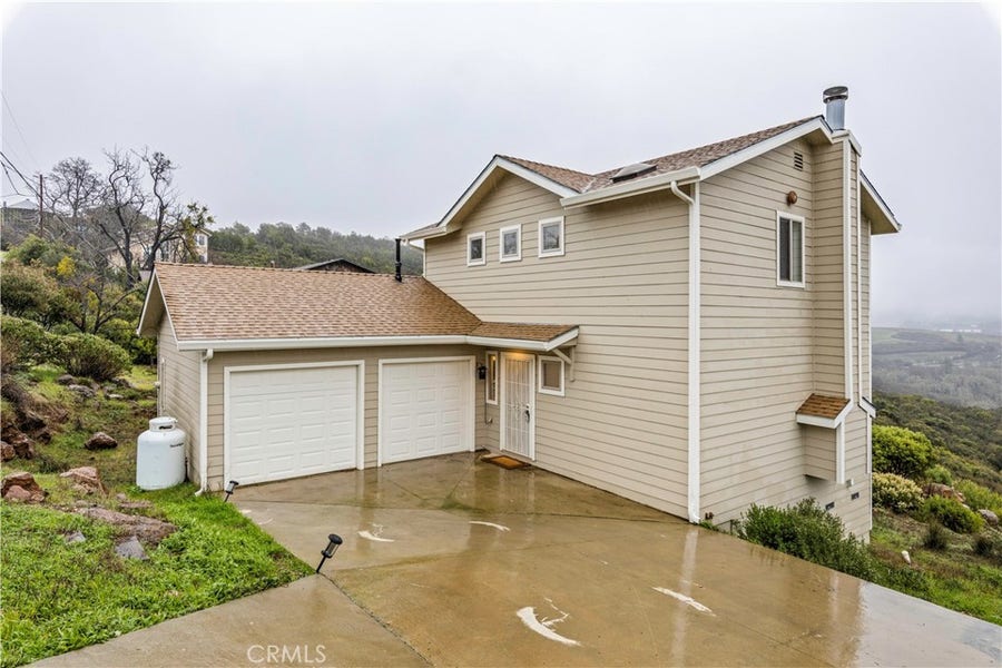 Property photo for 5681 Ponca Way, Kelseyville, CA