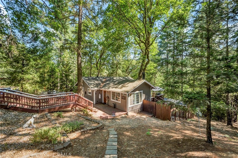 Property photo for 16635 Mountain View Drive, Cobb, CA