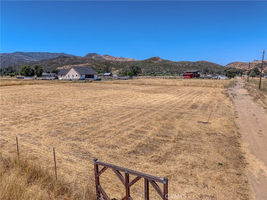 Property photo for 20781 Santa Clara, Middletown, CA