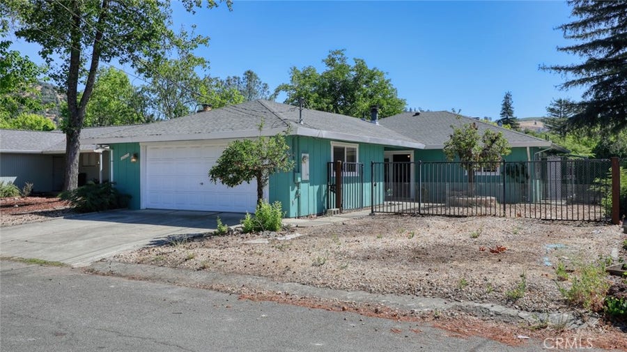 Property photo for 12623 Shoreview, Clearlake Oaks, CA