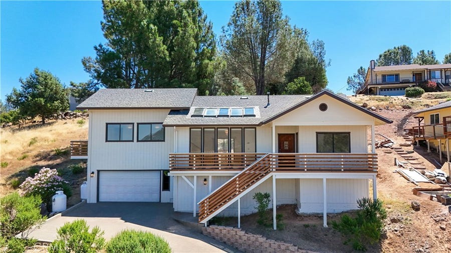 Property photo for 11087 Fairway, Kelseyville, CA