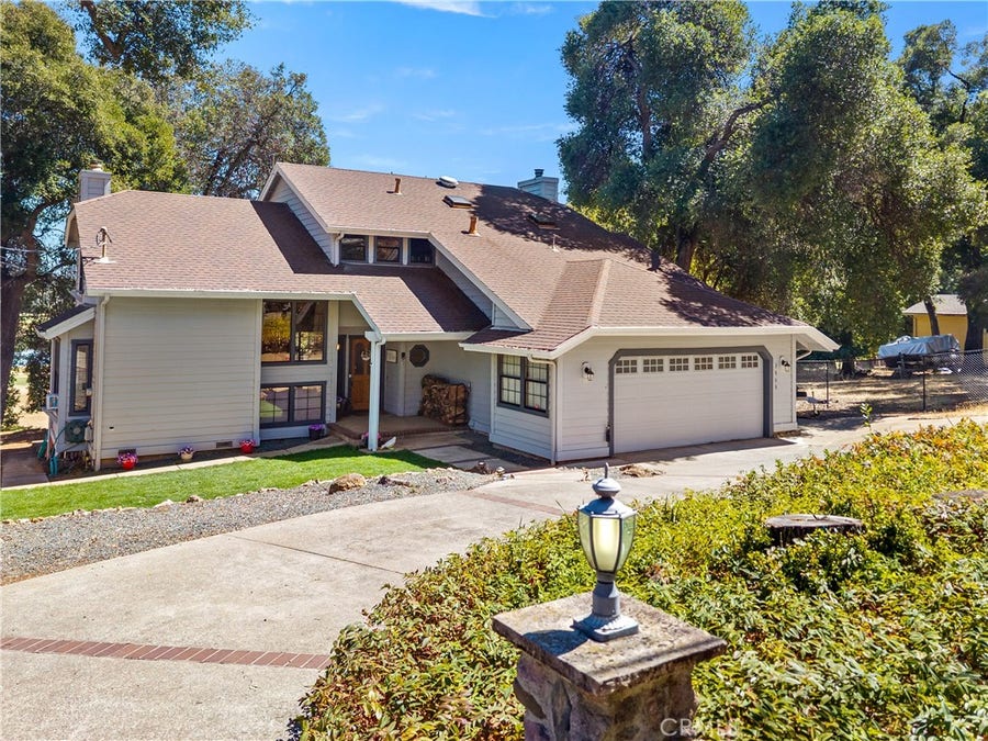 Property photo for 2808 Buckingham Dr, Kelseyville, CA