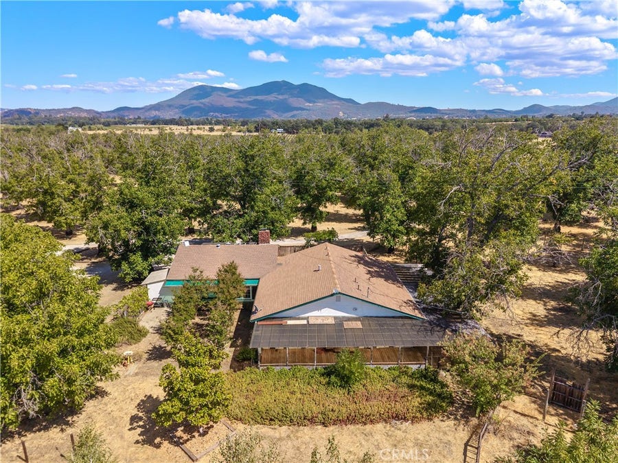 Property photo for 1860 Hummel Lane, Kelseyville, CA