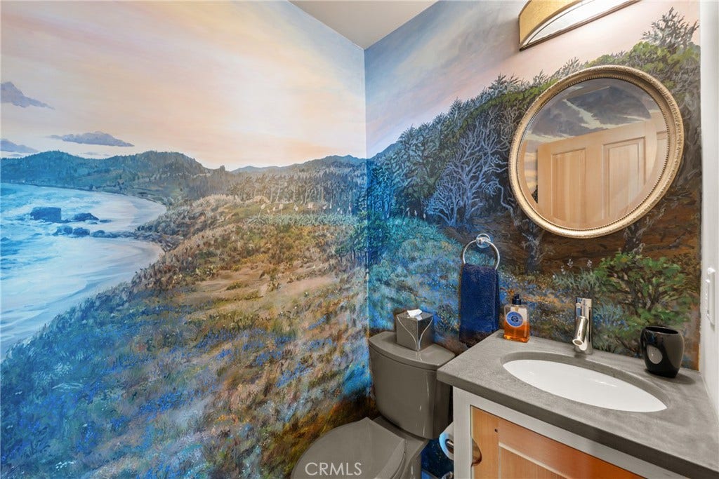 405 Island View, Smith River, CA 95567
