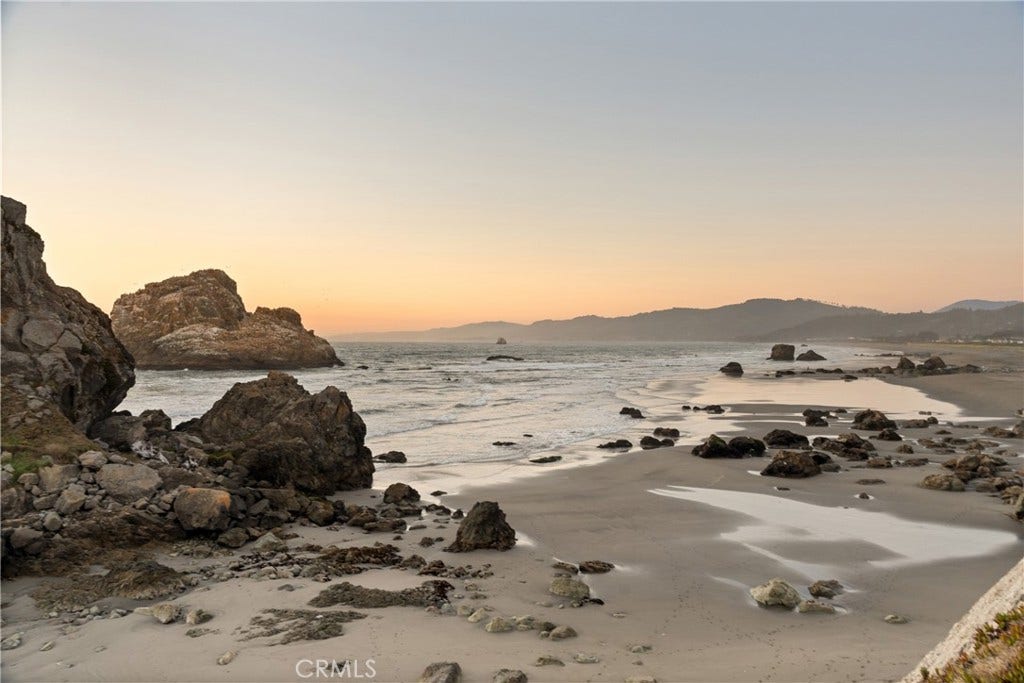 405 Island View, Smith River, CA 95567
