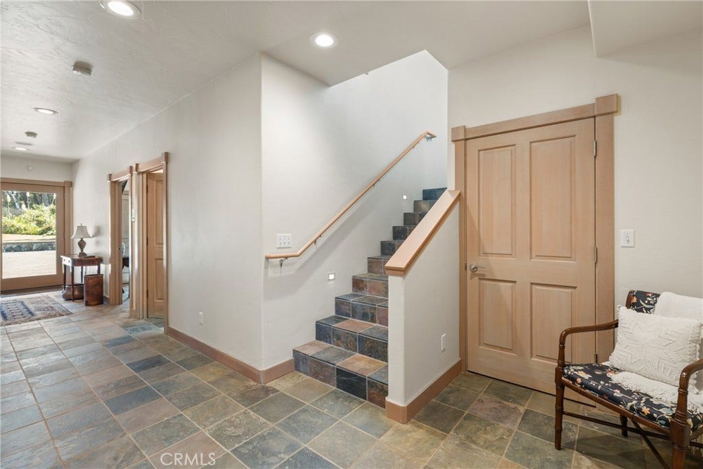 405 Island View, Smith River, CA 95567