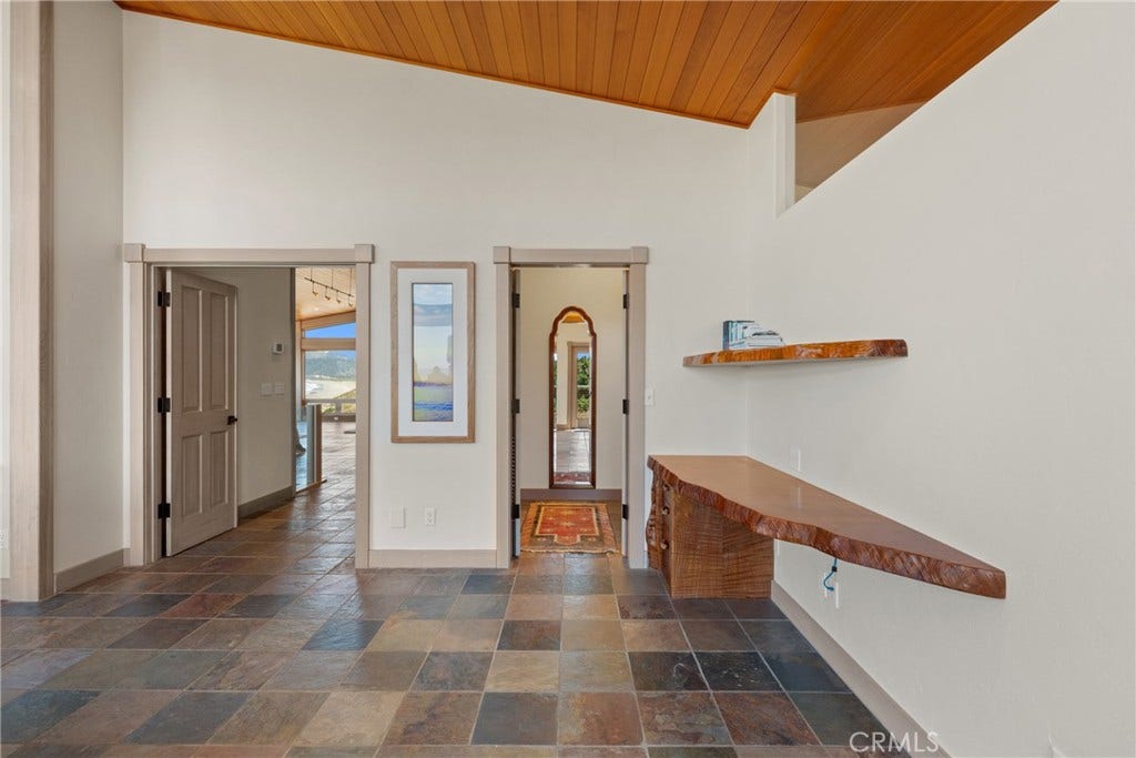 405 Island View, Smith River, CA 95567