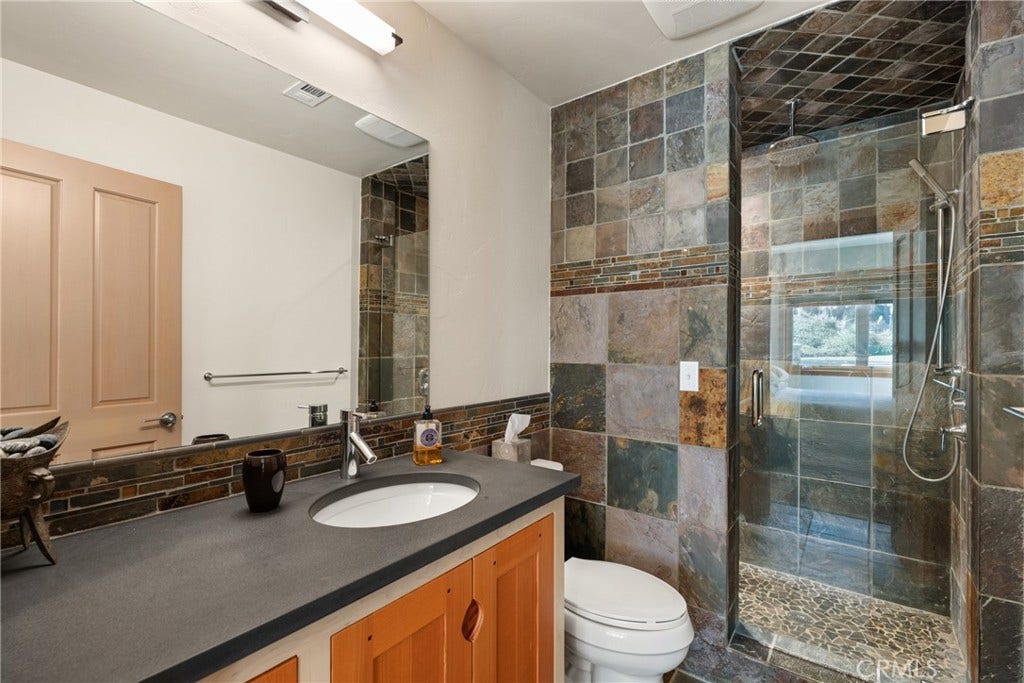 405 Island View, Smith River, CA 95567