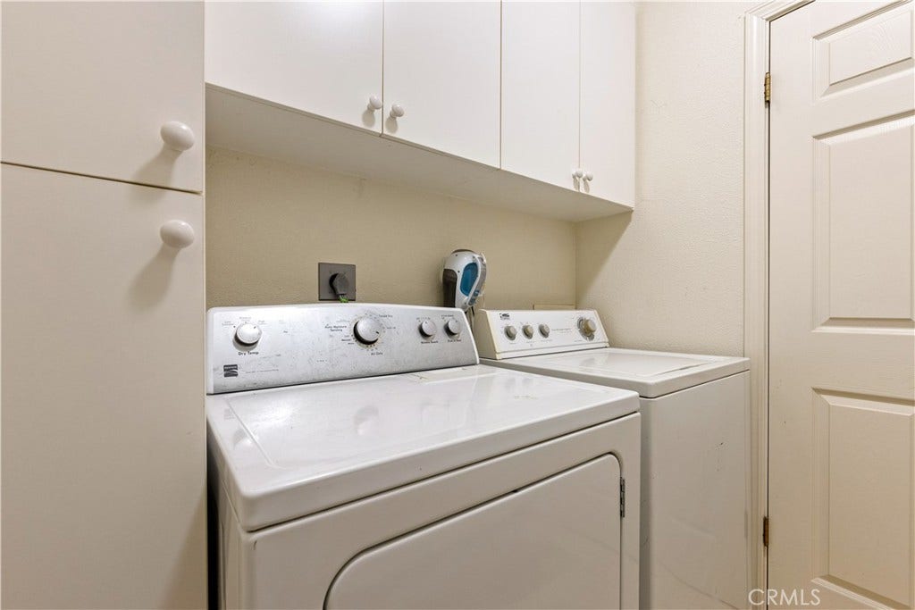 5289 Olympia Drive, Kelseyville, CA 95451 Laundry room