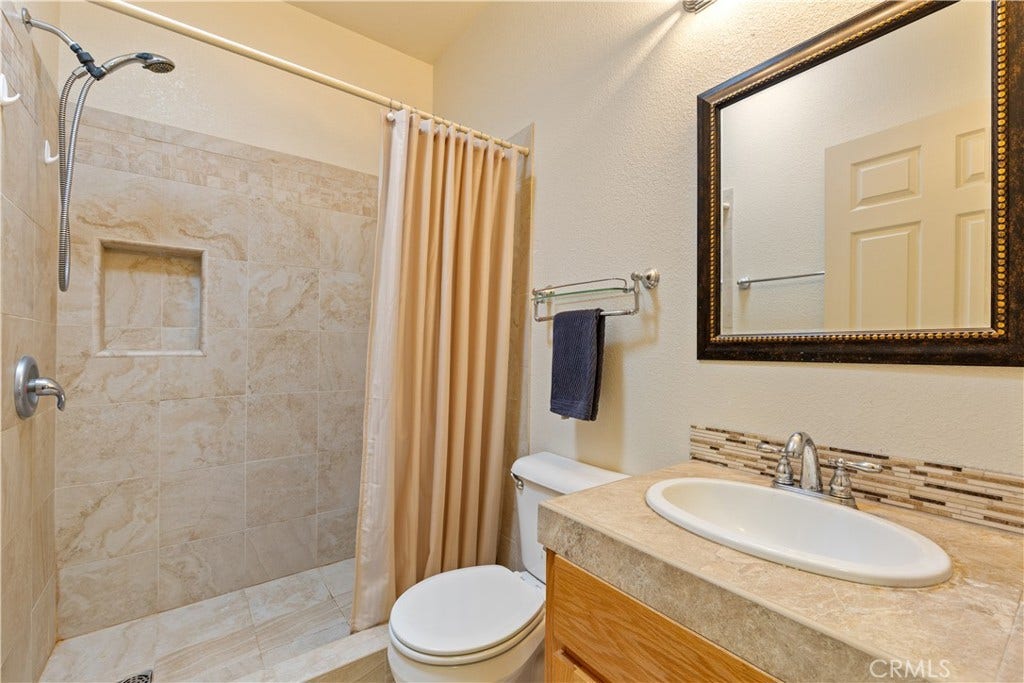 5289 Olympia Drive, Kelseyville, CA 95451 Hall bathroom