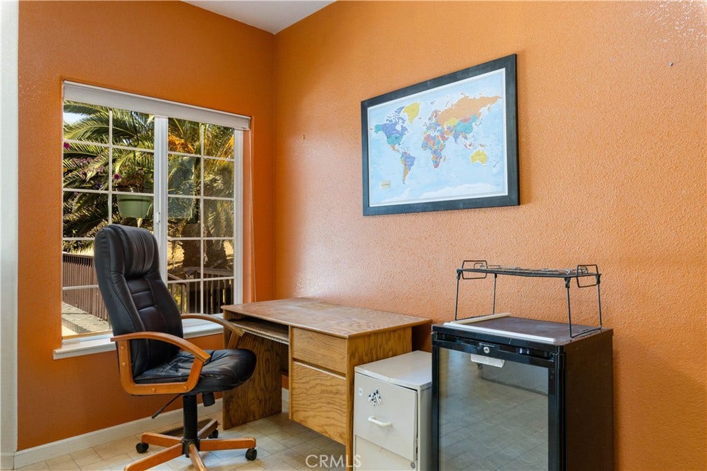 5289 Olympia Drive, Kelseyville, CA 95451 Office area off the kitchen