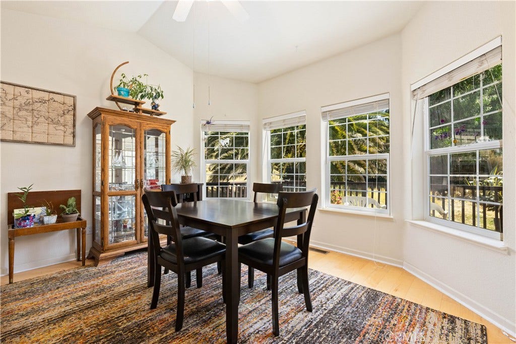 5289 Olympia Drive, Kelseyville, CA 95451 Formal dining room