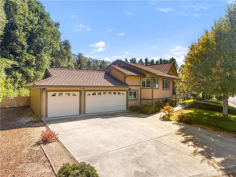 Property photo for 8656 Paradise Valley Boulevard, Lucerne, CA