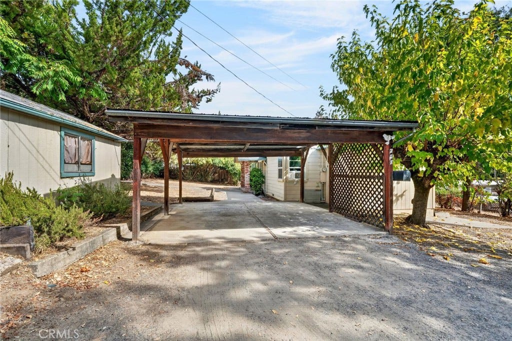 690 N Brush, Lakeport, CA 95453 690 N Brush, Lakeport, CA 95453