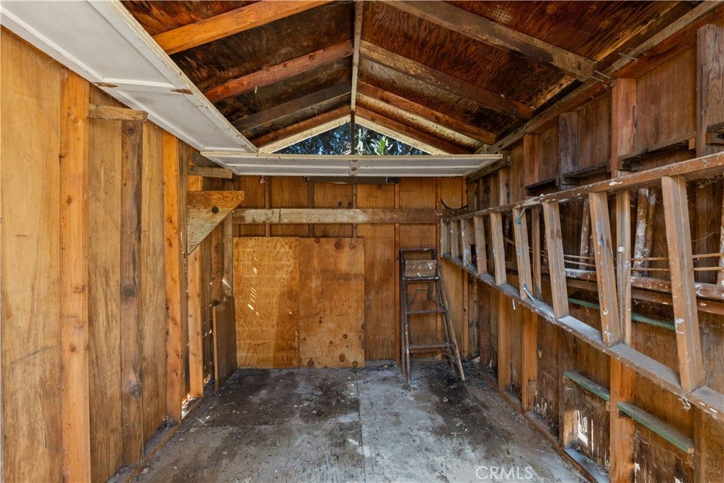 6869 Howard Avenue, Nice, CA 95464
