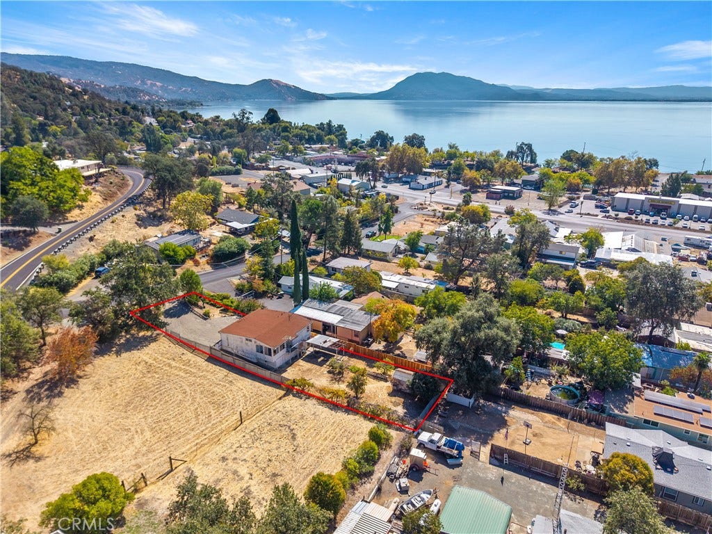 6869 Howard Avenue, Nice, CA 95464