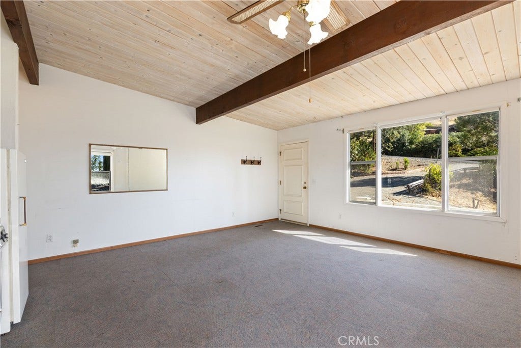 6869 Howard Avenue, Nice, CA 95464