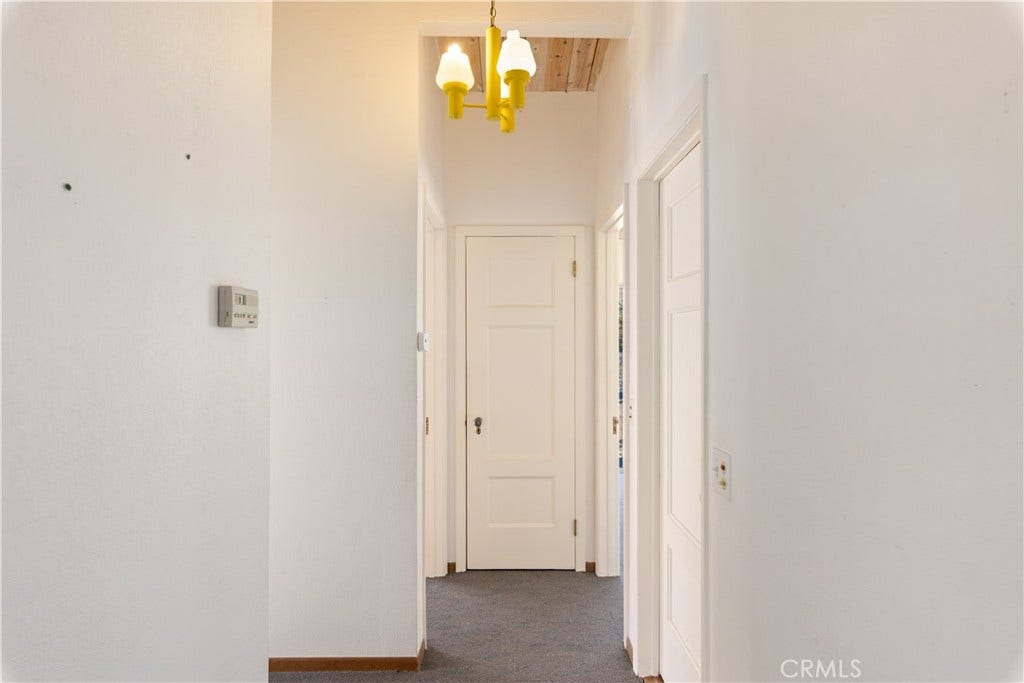 6869 Howard Avenue, Nice, CA 95464