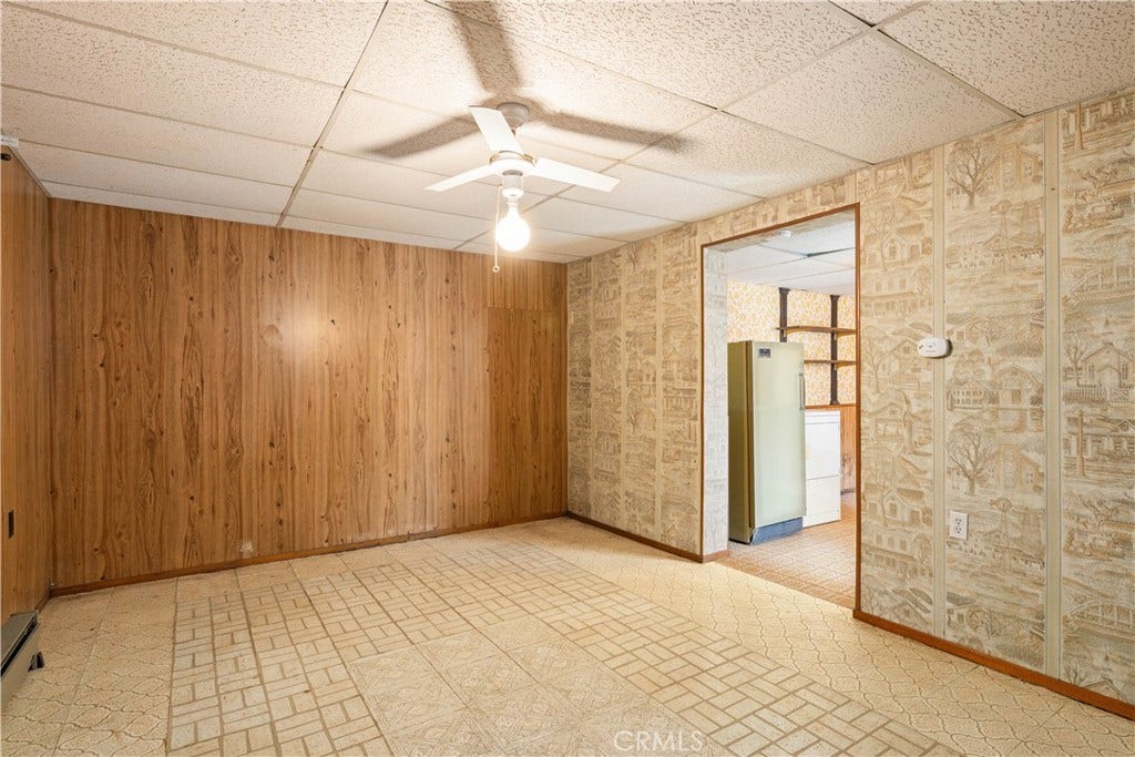 6869 Howard Avenue, Nice, CA 95464