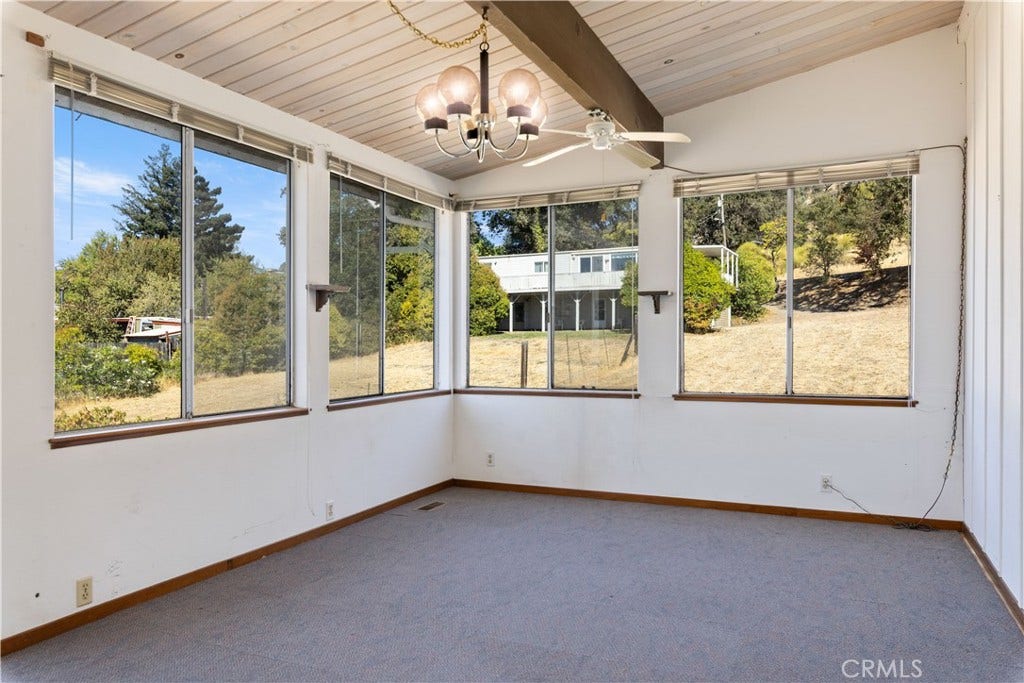 6869 Howard Avenue, Nice, CA 95464