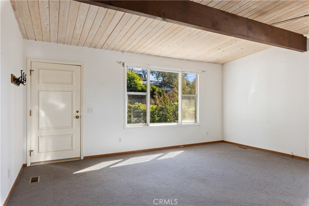 6869 Howard Avenue, Nice, CA 95464